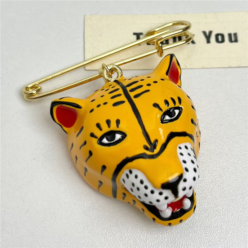 Broche tigre en émail élégante - Women'S Formal Wear Accessories avis et prix